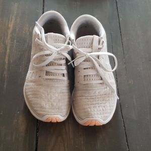 Under armour charger sneakers